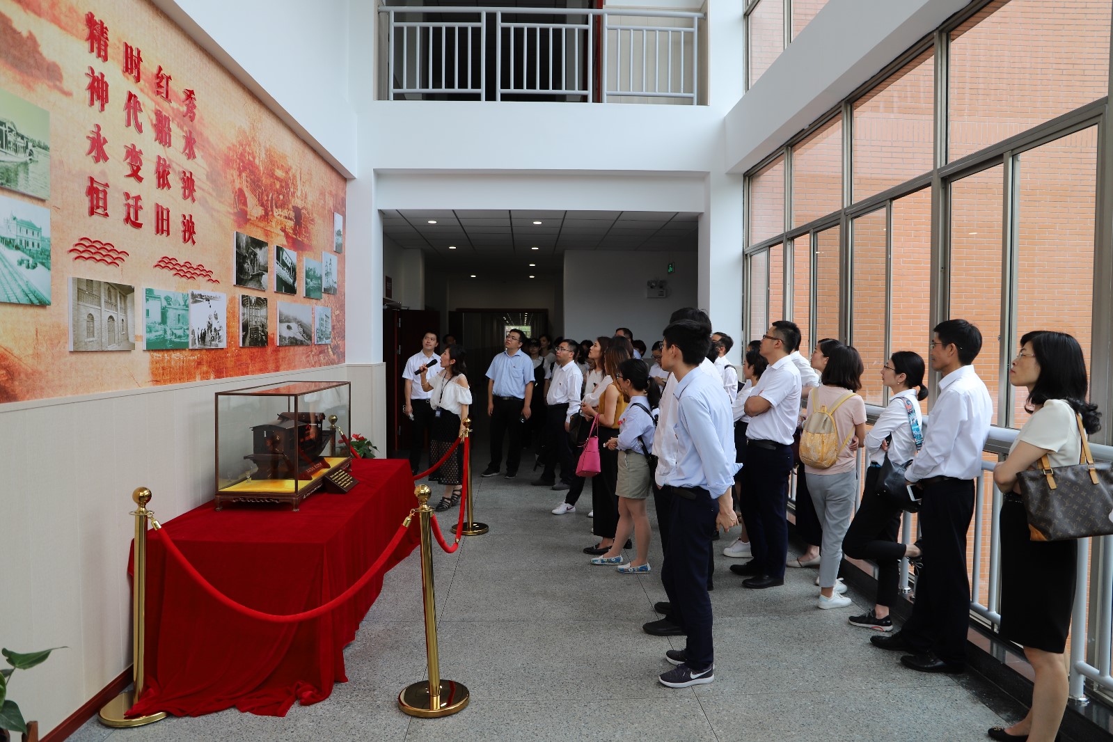 紅船6.jpg 紅船6.jpg